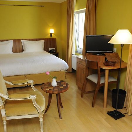 Manoir Kasselslay Hotel Clervaux Bagian luar foto