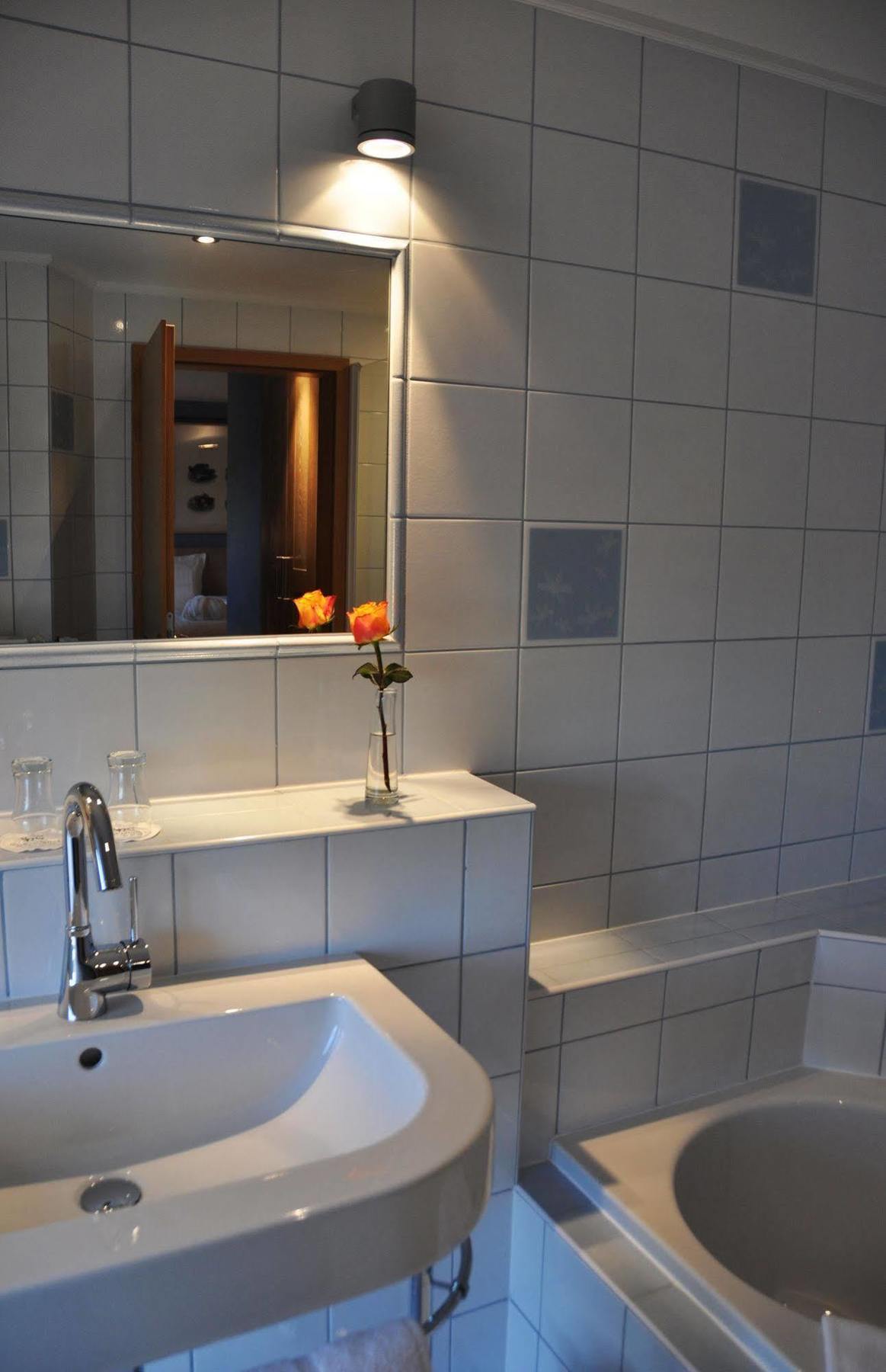 Manoir Kasselslay Hotel Clervaux Bagian luar foto